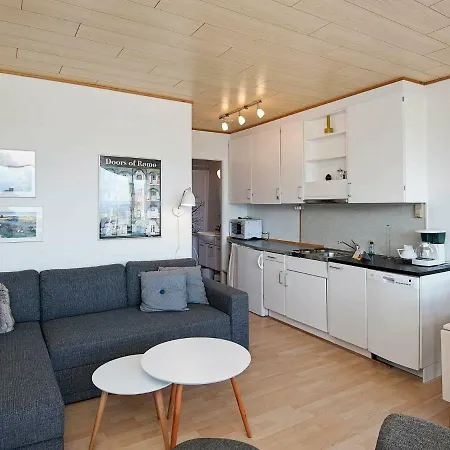 Holiday home Holiday Lyngvejen Vi *